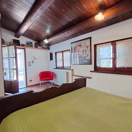 Appartamento Tania House *